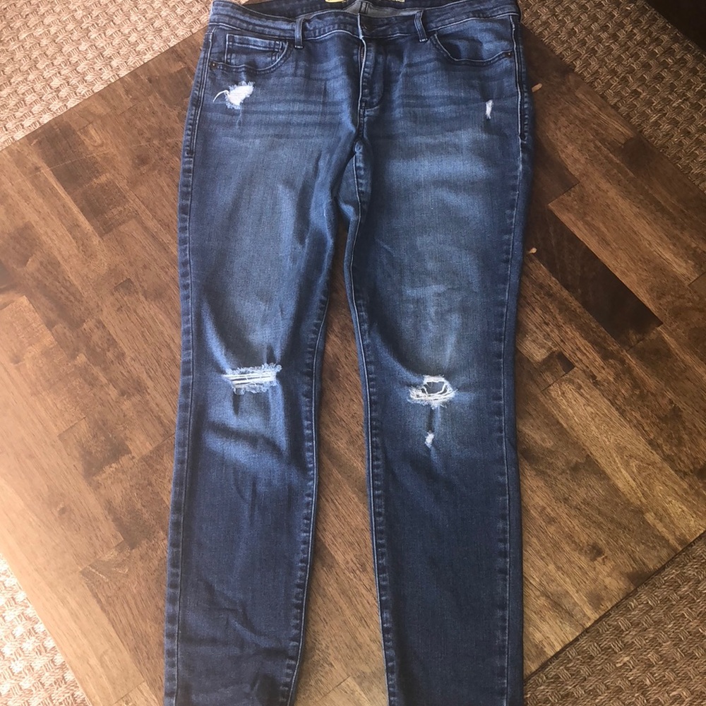 Old navy rockstar mid rise jeans size 12
